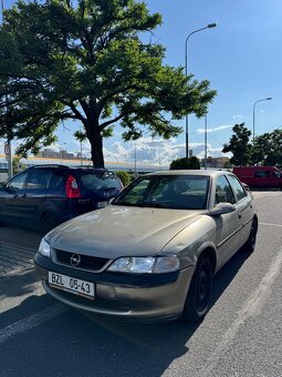 Opel Vectra B - 4