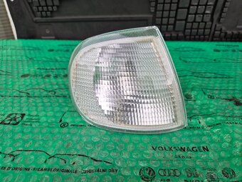 pravý přední blinkr Škoda Felicia 6U0953042A - 4