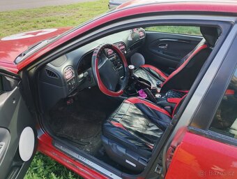 Volvo V40 2002 2.0 I 16v cca 120kw tuning SK Slavia Praha - 4