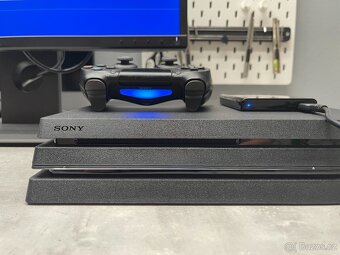 PS4 Pro v krásném stavu 1TB+1TB a hry (PlayStation 4) - 4