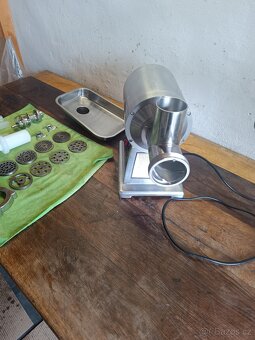 Mlýnek na maso - 4