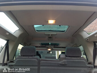 Land Rover Discovery - 4