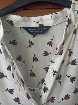 Luxusní halenka vel. 44 Dorothy Perkins + top navíc - 4