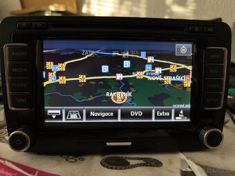 VW RNS510 1T0035680B aktualizované - 4