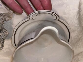 Stará porcelánová slánka a omáčník - 4