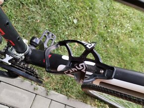 Scud 28" Perca Altus 3x8 "V" - 4