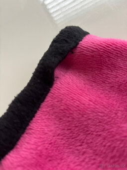 Dívčí nákrčník - 4