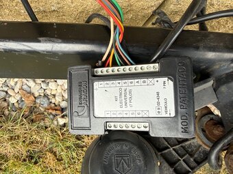 VW Passat B6 tažné zařízeni Westfalia. - 4