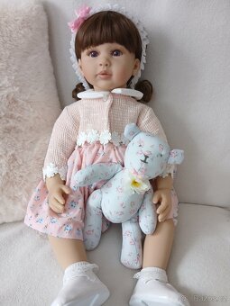 Panenka vynilova Nová - 4