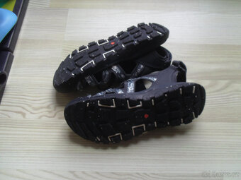 Sandály Decathlon vel. 39 - 4