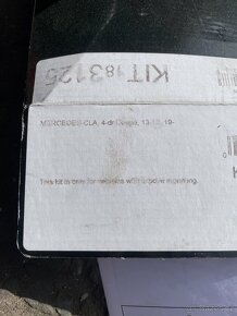 Střešní nosiče Thule Mercedes Benz CLA - 4