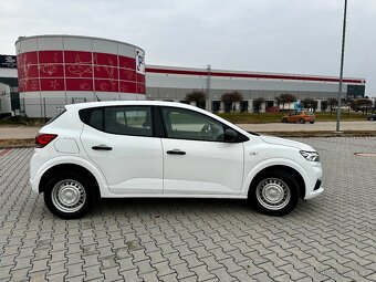 Dacia Sandero 1.0 49Kw / 2.500Km - 4