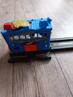 velky set hot wheels - 4
