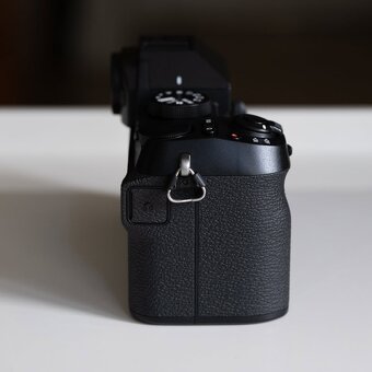 FUJIFILM X-S20 - 4