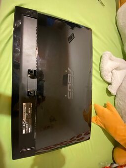 Počítač+prislusenstvi s monitorem - 4