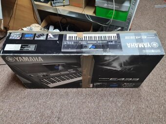 Klávesy Yamaha PSR E433 - 4