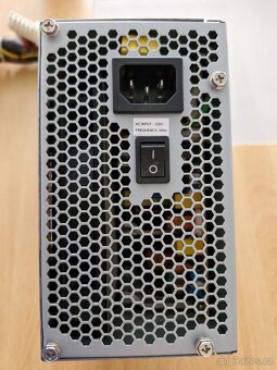 CHIEFTEC zdroj SFX-450BS / 450W - 4