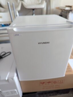 Chladnička Hyundai, tichá 39dB,malá 41L - 4