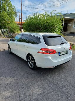 PEUGEOT 308 SW 2.0 HDI 110 KW - 4