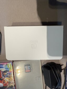 Nintendo switch Oled set - 4