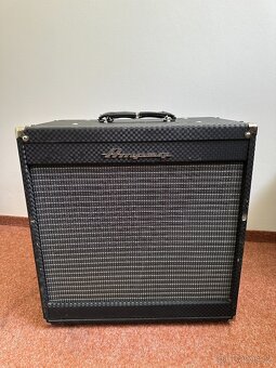 Basový aparát / kombo Ampeg, 2x reprobox 450W + zesil. 500W - 4
