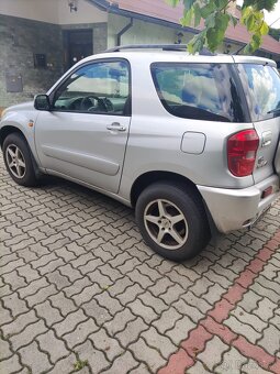 Toyota rav4 2.0D 85kw 4x4r.v 2004 - 4