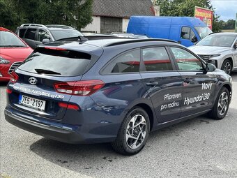 Hyundai i30 1,5   Family,DPH,Záruka do 2030 (2025) - 4