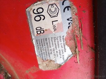 Benzínová sekačka Vega - 4