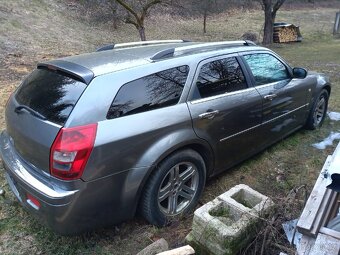 Chrysler 300C- 3,0 CRD , rok 2006 - 4