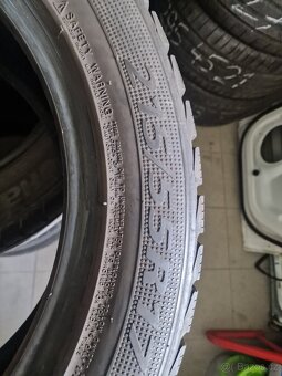 Prodam pneu 215/55/17 - 4
