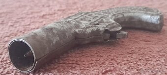 STARÁ NĚMECKÁ KOVOVÁ PISTOLE NA KAPSLÍKY cca 1930 - 4