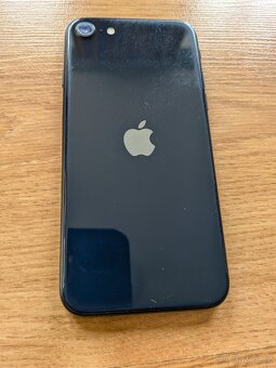 iPhone SE 2022 64 GB - 4