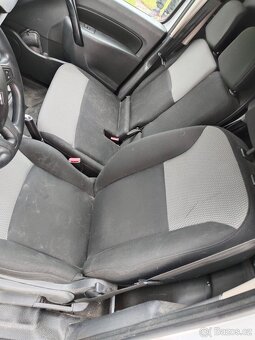 Renault Kangoo 5/2019 91000km 3 místo - 4