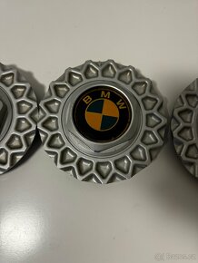 Středové poklice BMW - 4