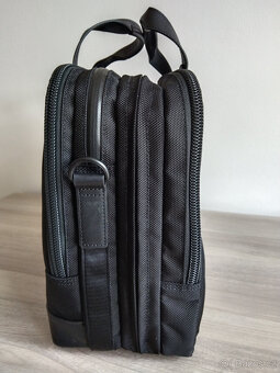 Luxusní manažerská kabela VICTORINOX. - 4