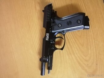 Pistole Co2 - 4