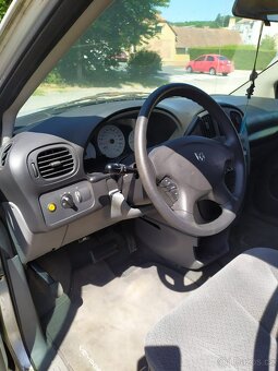 Dodge Caravan 2.4l, r.v.: 2006 - pojízdně bez STK - 4