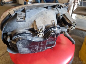 Přední světla Volkswagen Golf 4 - Hella - 4