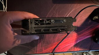 Grafika XFX GTS RX 580 XXX 8 GB - 4