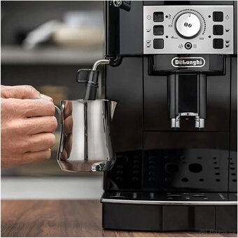 Nový plnoautomat. kávovar DeLonghi Magnifica S ECAM22.115.B - 4