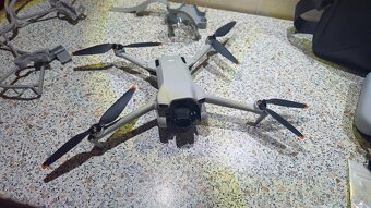 Dron DJI mini 3 Fly more combo v záruce do 25.03.2027 - 4