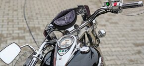 Kawasaki Vulcan 900 - 4