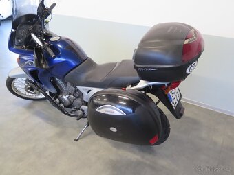 Honda XL 650V TRANSALP, kufry, výhřev rukojetí - 4