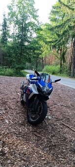 Suzuki GSX-R 1000 - 4