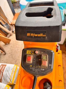 Stepkovac elektricky - drtic vetvi Riwall Pro - 4