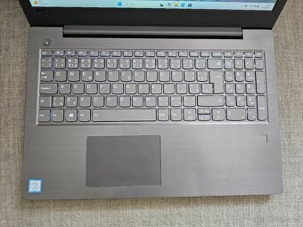 Lenovo V330-15IKB - 15,6", i5 8250U, 12GB, 1TB SSD - 4