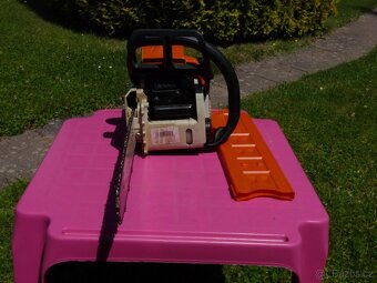 Prodám benzinovou pilu zn. Stihl MS 180 - 4