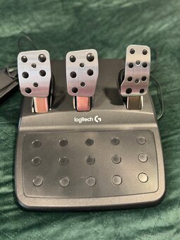 Logitech Driving Force G920 - 4