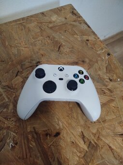 Xbox series s - 4