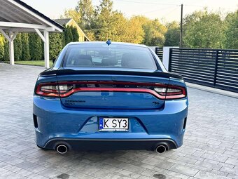 Dodge Charger V8 (2022) – velmi dobrý stav - 4